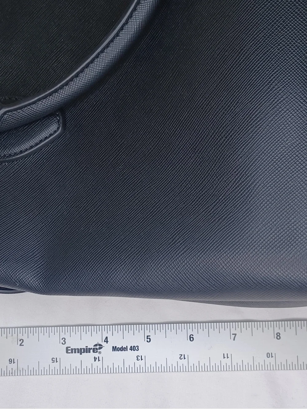 Kate spade Rae medium black saffiano satchel. Excellent condition.